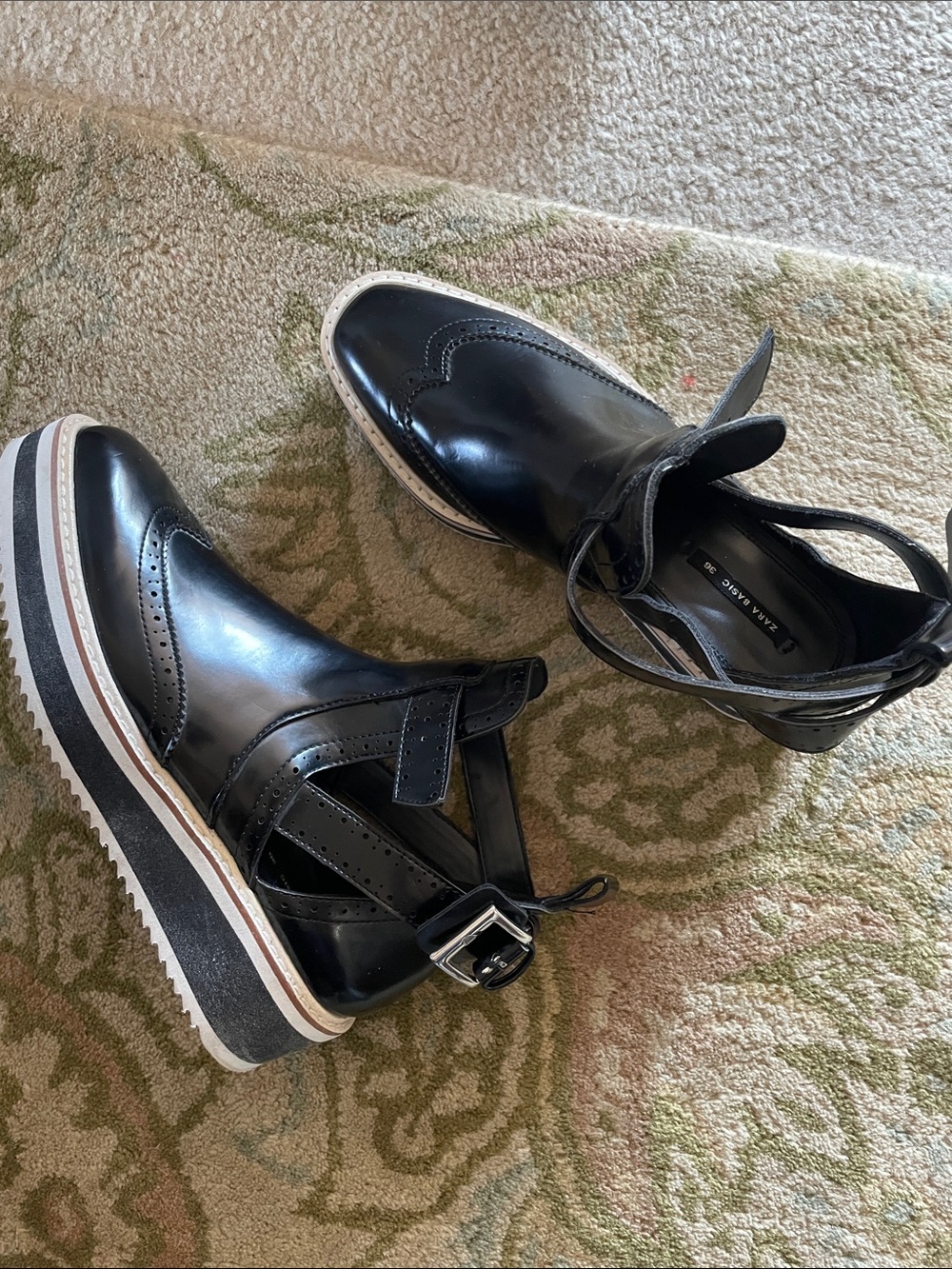 Zara Women’s Black Cutout wingtip platform buckle Ankle Shoes - Picture 5 of 8